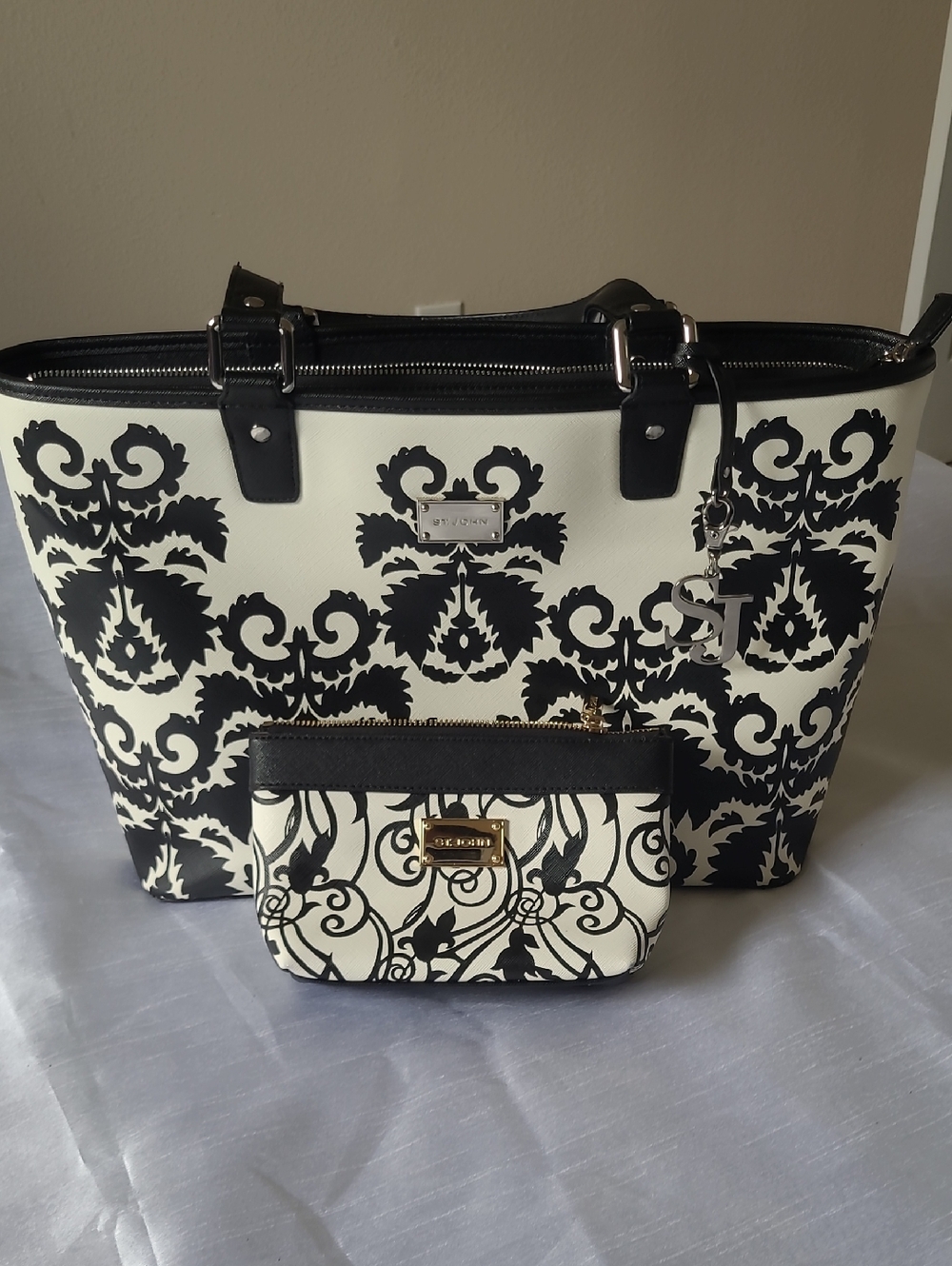 St. John Black and White Damask Tote with Matching Pouch!